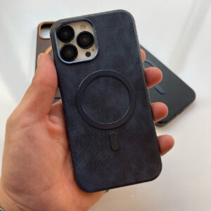 قاب چرمی آیفون مک‌کوی کد 01 با مگ‌سیف فعال و طراحی لوکس