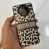 قاب دیور شیائومی با طراحی پلنگی و لوگوی Dior Paris