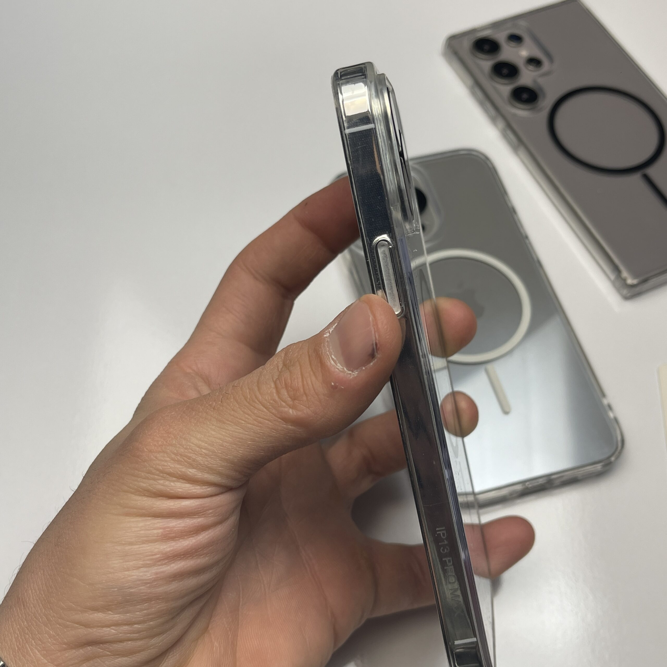 قاب مگسیف شفاف Magnetic برای گوشیهای آیفون - Image 4