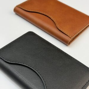 ولت مگسیف دار دو تکه چرمی در رنگ مشکی و قهوه ای